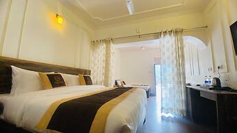 Foxoso The Mall Road