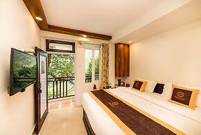 Foxoso The Mall Road