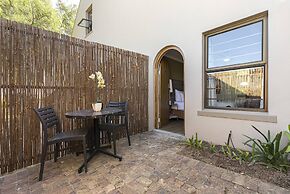 Val de Vine Guesthouse