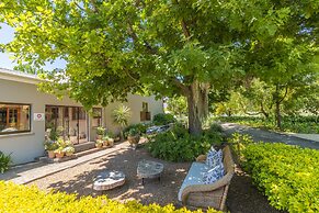 Val de Vine Guesthouse