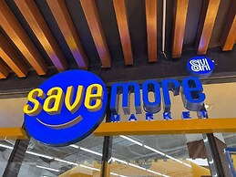 One Bedroom Balcony With Great Location and Value