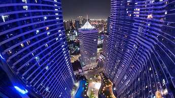 One Bedroom Balcony With Great Location and Value