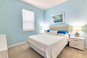 Vikram's Stylish Windsor At Westside Home 5 Bedroom Home by Redawning