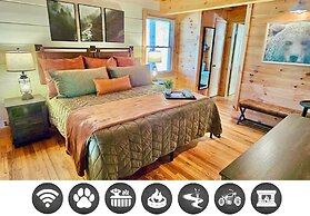 Willow Creek 2 Bedroom Cabin by RedAwning