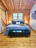 Willow Creek 2 Bedroom Cabin by RedAwning