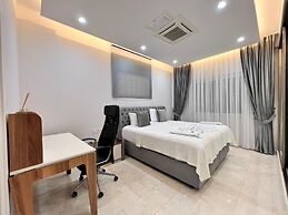 Luxury 7-bed Villa With Pool and Jacuzzi, Fethiye