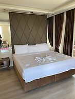 Luxury 7-bed Villa With Pool and Jacuzzi, Fethiye