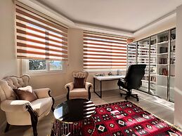 Luxury 7-bed Villa With Pool and Jacuzzi, Fethiye