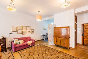 Atelier by the River