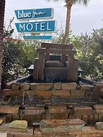 BlueGem Motel