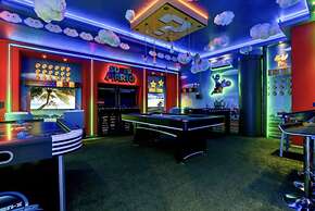 Pelican Large Pool Home in Orlando