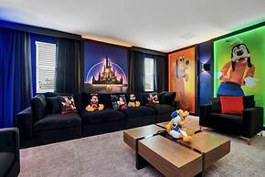 Pelican Large Pool Home in Orlando