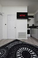 BV Royal Comfy Studiosuite Queensgate Huddersfield