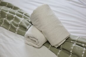 BV Royal Comfy Studiosuite Queensgate Huddersfield