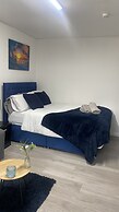 BV Royal Comfy Studiosuite Queensgate Huddersfield