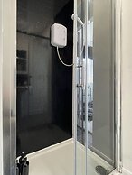 BV Royal Comfy Studiosuite Queensgate Huddersfield