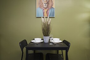 BV Royal Comfy Studiosuite Queensgate Huddersfield