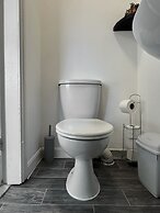 BV Royal Comfy Studiosuite Queensgate Huddersfield