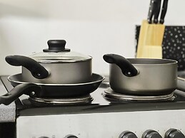 BV Royal Comfy Studiosuite Queensgate Huddersfield