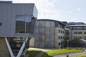 BV Royal Comfy Studiosuite Queensgate Huddersfield