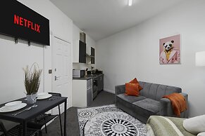 BV Royal Comfy Studiosuite Queensgate Huddersfield