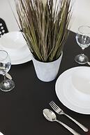 BV Royal Comfy Studiosuite Queensgate Huddersfield