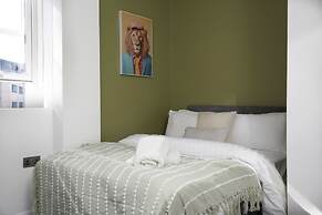 BV Royal Comfy Studiosuite Queensgate Huddersfield