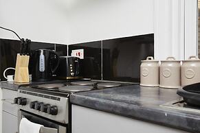 BV Royal Comfy Studiosuite Queensgate Huddersfield