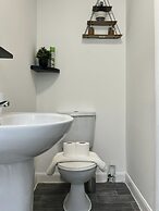 BV Royal Comfy Studiosuite Queensgate Huddersfield