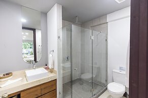 Paradise Bay Hotel Boutique