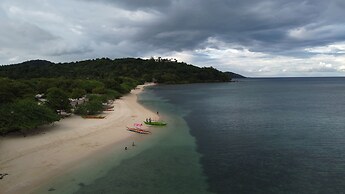 LaSersita Casitas and Water Spa Beach Resort by Cocotel