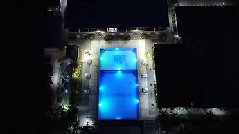 LaSersita Casitas and Water Spa Beach Resort by Cocotel