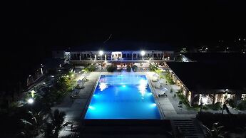 LaSersita Casitas and Water Spa Beach Resort by Cocotel