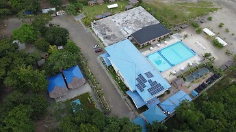 LaSersita Casitas and Water Spa Beach Resort by Cocotel