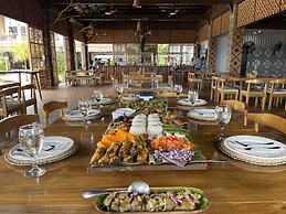 LaSersita Casitas and Water Spa Beach Resort by Cocotel