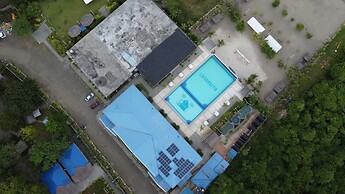 LaSersita Casitas and Water Spa Beach Resort by Cocotel