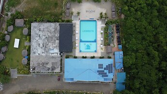 LaSersita Casitas and Water Spa Beach Resort by Cocotel