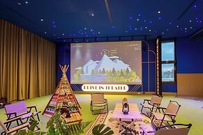 Roaders Plus Hotel Theme