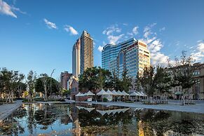 Roaders Plus Hotel Theme