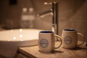 Roaders Plus Hotel Theme