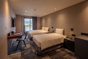 Roaders Plus Hotel Theme