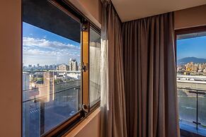 Roaders Plus Hotel Theme