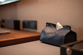 Roaders Plus Hotel Theme