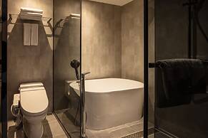 Roaders Plus Hotel Taipei Station