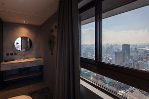 Roaders Plus Hotel Taipei Station