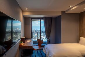 Roaders Plus Hotel Taipei Station