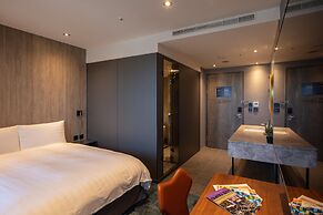 Roaders Plus Hotel Taipei Station