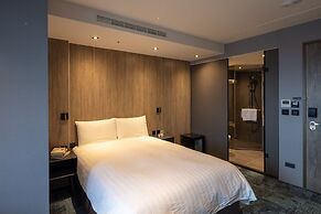 Roaders Plus Hotel Taipei Station