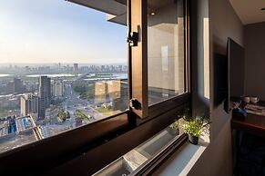 Roaders Plus Hotel Taipei Station