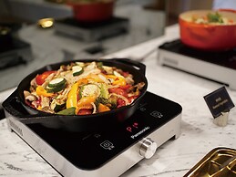 Roaders Plus Hotel Taipei Station